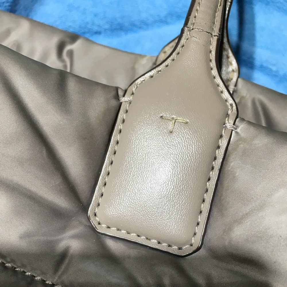Tory Burch Nylon Ella Puffer Tote Handbag Taupe Gray - Picture 14 of 16